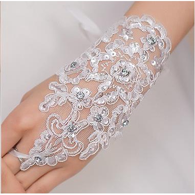 Găng Tay Ren Cho Cô Dâu Thời Trang Xuân Hè