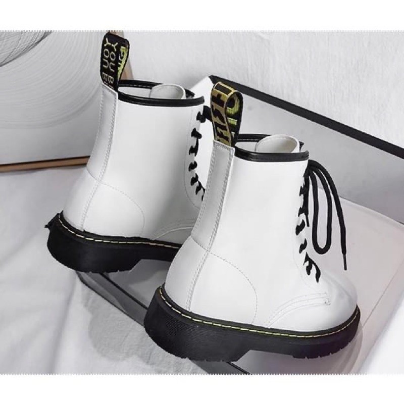 [ORDER] Giày boots nữ cao cổ MARTIN buộc dây màu đen/trắng cá tính đơn giản đế bằng đẹp mới xinh thời trang năng động🍓🍉