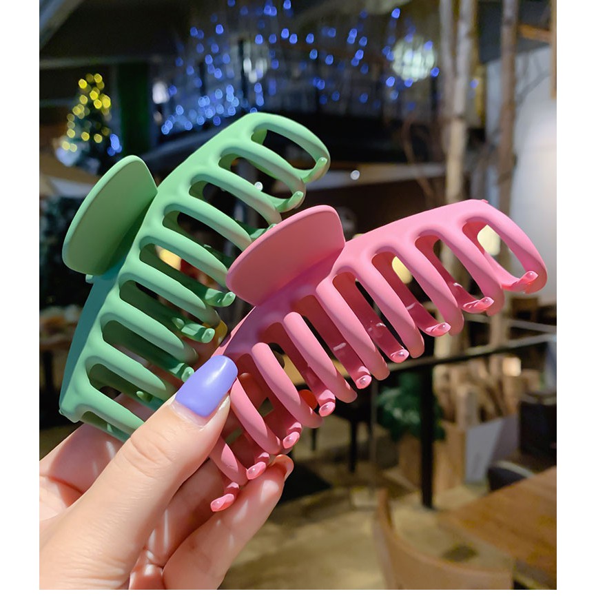 Kẹp tóc cỡ lớn phong cách trẻ trung cho nữ