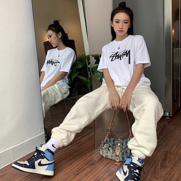 Thư Giày Thể Thao Sneaker