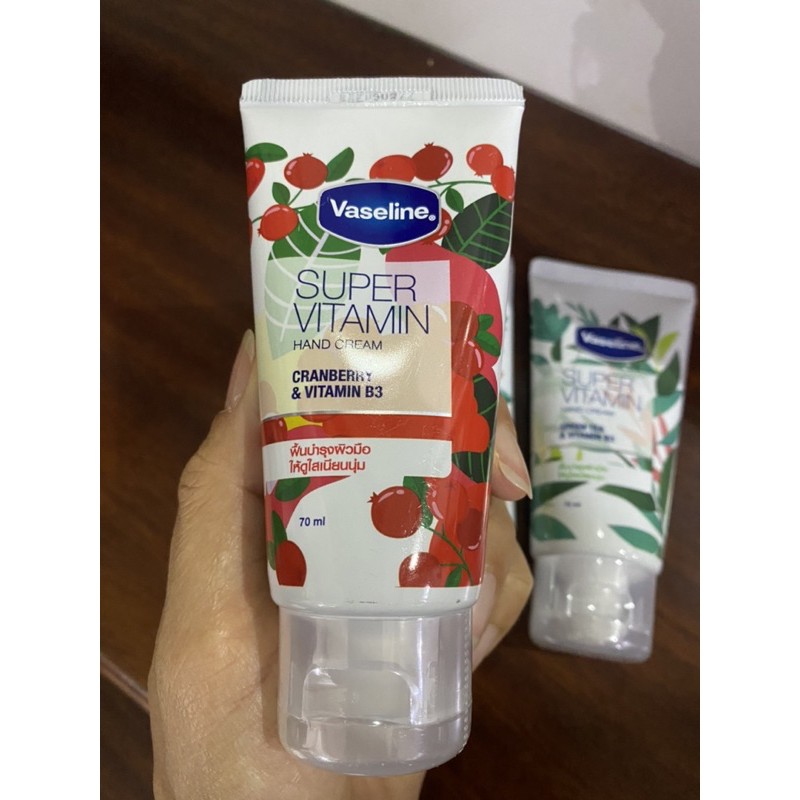 Kem dưỡng tay Vaseline super vitamin Thái Lan 70ml