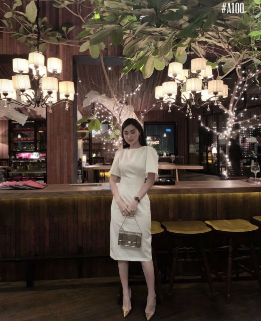Đầm phi trắng tay loe dự tiệc thiết kế