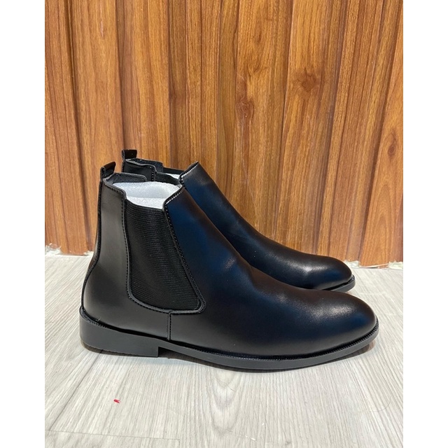 [Ảnh thật+Fullboxbill] Giày ChelSea Boost | BigBuy360 - bigbuy360.vn
