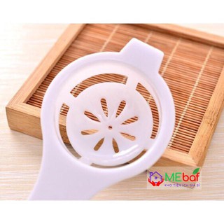 DỤNG CỤ TÁCH LÒNG ĐỎ TRỨNG GÀ