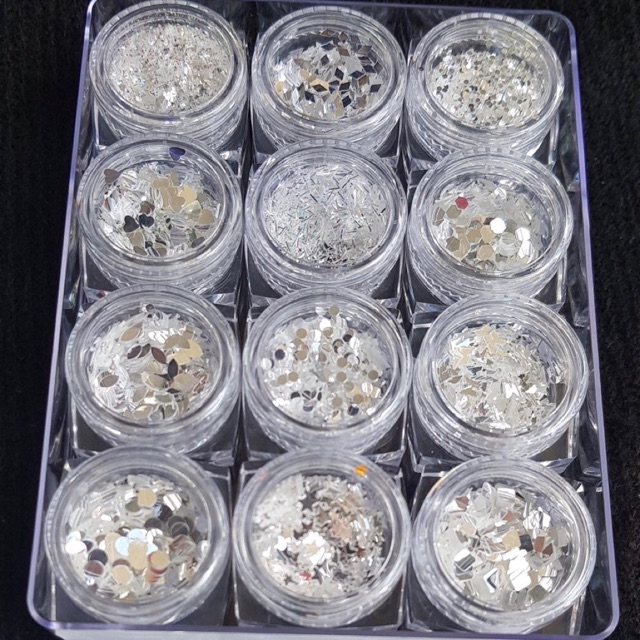 Phụ kiện nail
