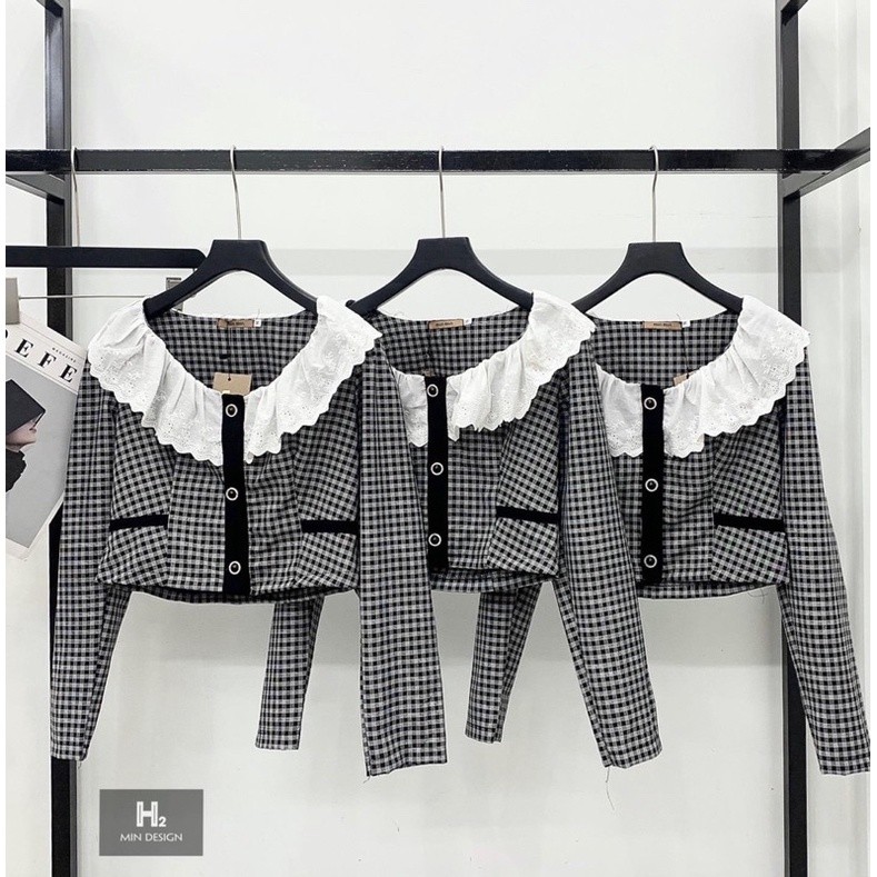 áo kẻ cổ bèo thô trắng viền đen