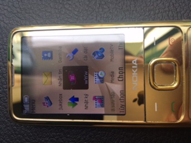 Điện thoại Nokia 6700 Gold chính hãng