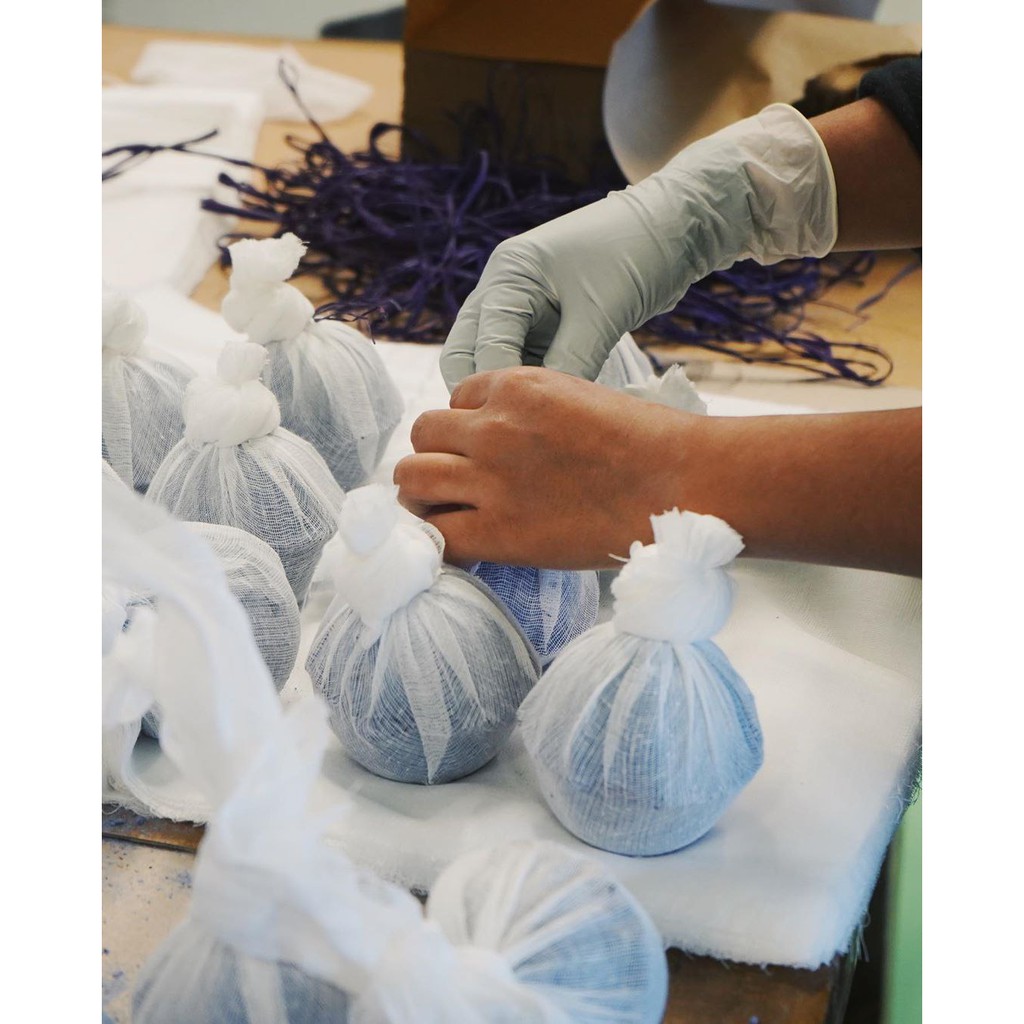 Bom tắm LUSH - Deep Sleep bath bomb | BigBuy360 - bigbuy360.vn