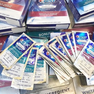 Miếng dán trắng răng (1 gói tách hộp) Crest 3D White hàng Mỹ chính hãng