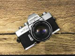 Máy ảnh film Minolta SRT 101