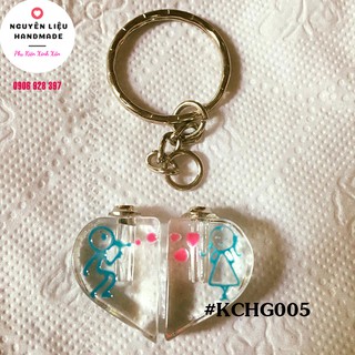 Móc khóa khắc chữ hạt gạo hai nửa trái tim bé trai gái phát sáng