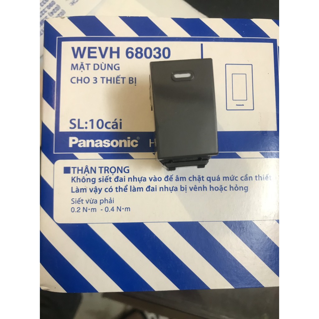 Hạt Công Tắc 1 Chiều Màu Đen Wide Panasonic