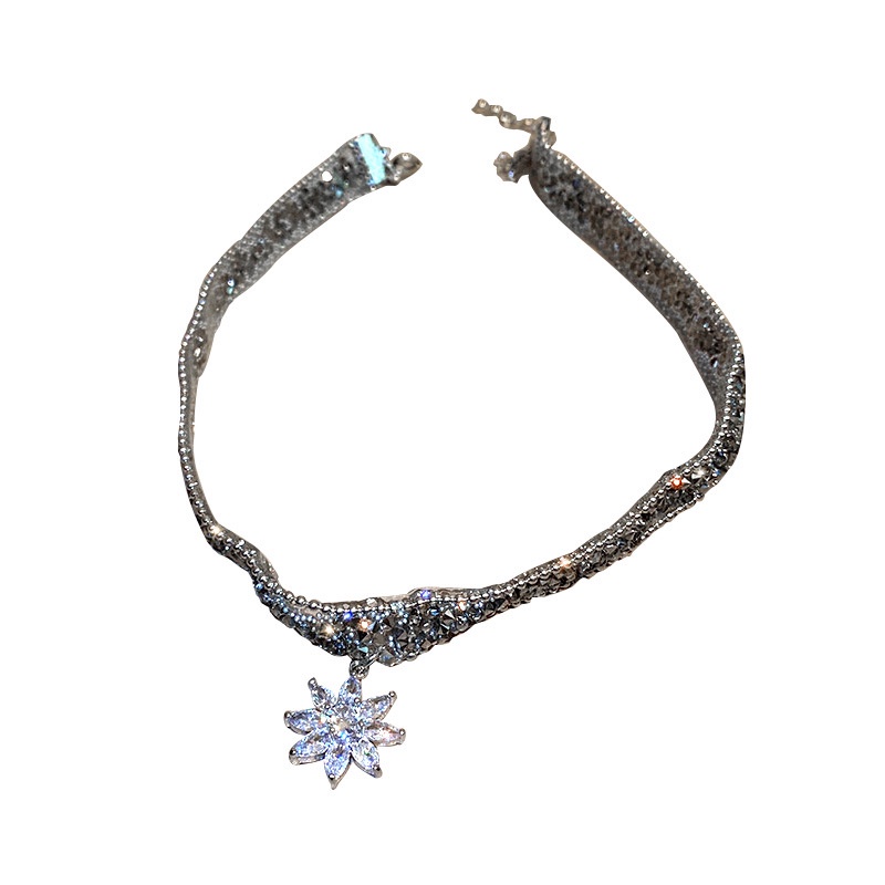 vòng cổ choker nữ cao cấp bông tuyết kim tuyến phong cách Hàn Quốc