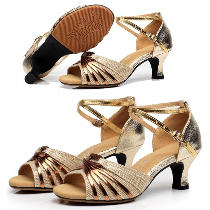 B ẤM CHỌN QUÀ GIÀY KHIÊU VŨ QUẢNG CHÂU ĐẾ CAO SU MANG BỀN BÁM CHẮT