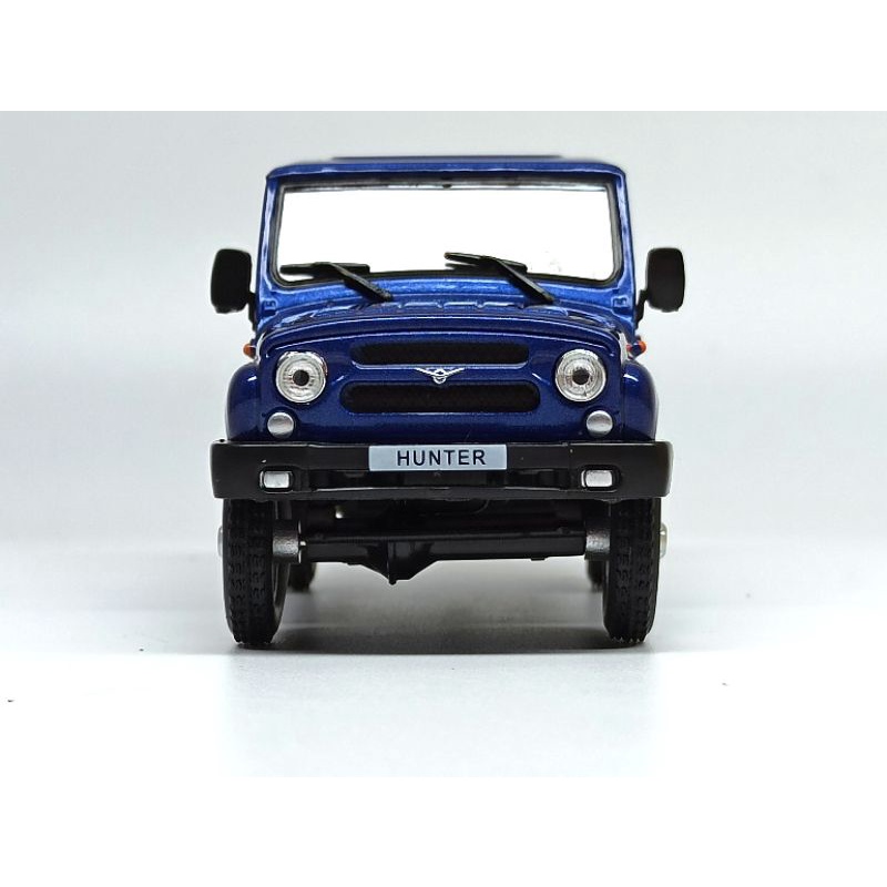 Mô hình xe Uaz Hunter
