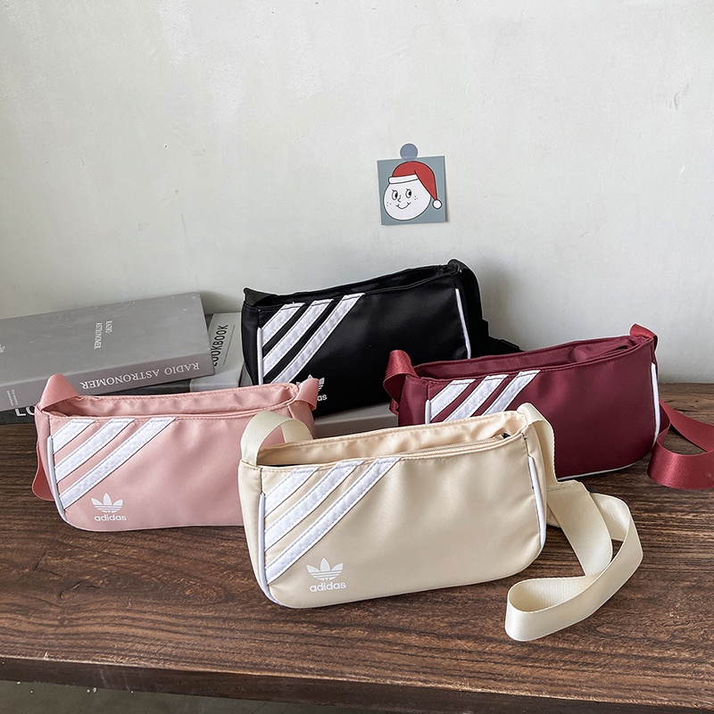 Túi xách đeo vai dung tích lưu trữ lớn Adidas