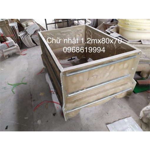 Khuôn bể chữ nhật 1,2mx80x70 chân liền kê đôn nhựa composite