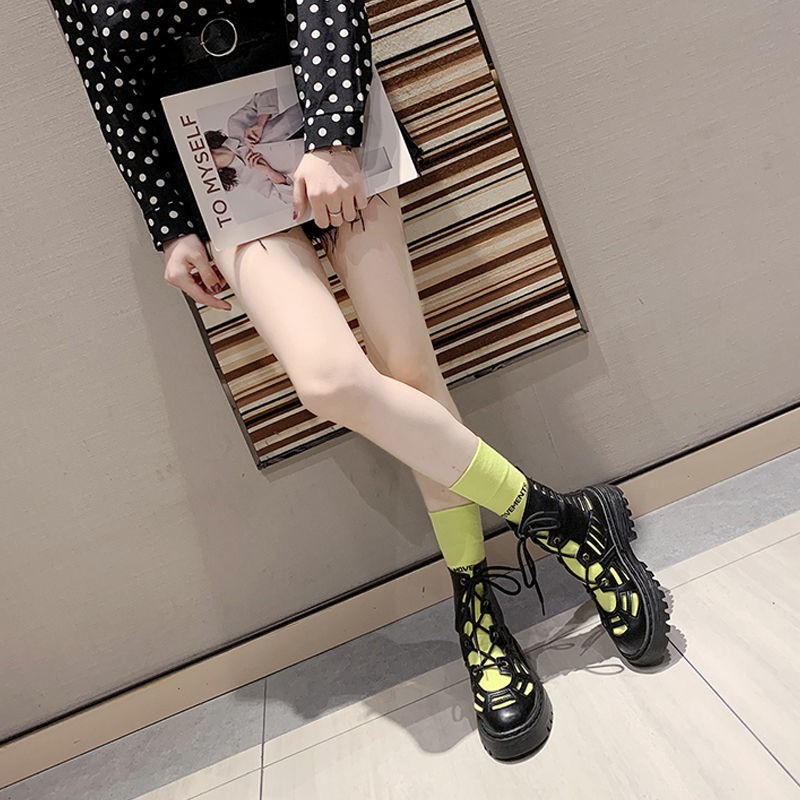 Giày Bốt Martin Mỏng Thoáng Khí Màu Đen Phong Cách Anh Quốc Cá Tính Cho Nữ | BigBuy360 - bigbuy360.vn