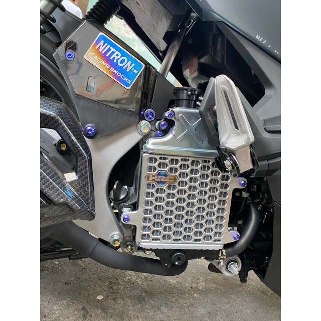 Tem Titan Nắp Nước Mát Dè Ab click Vario V.V