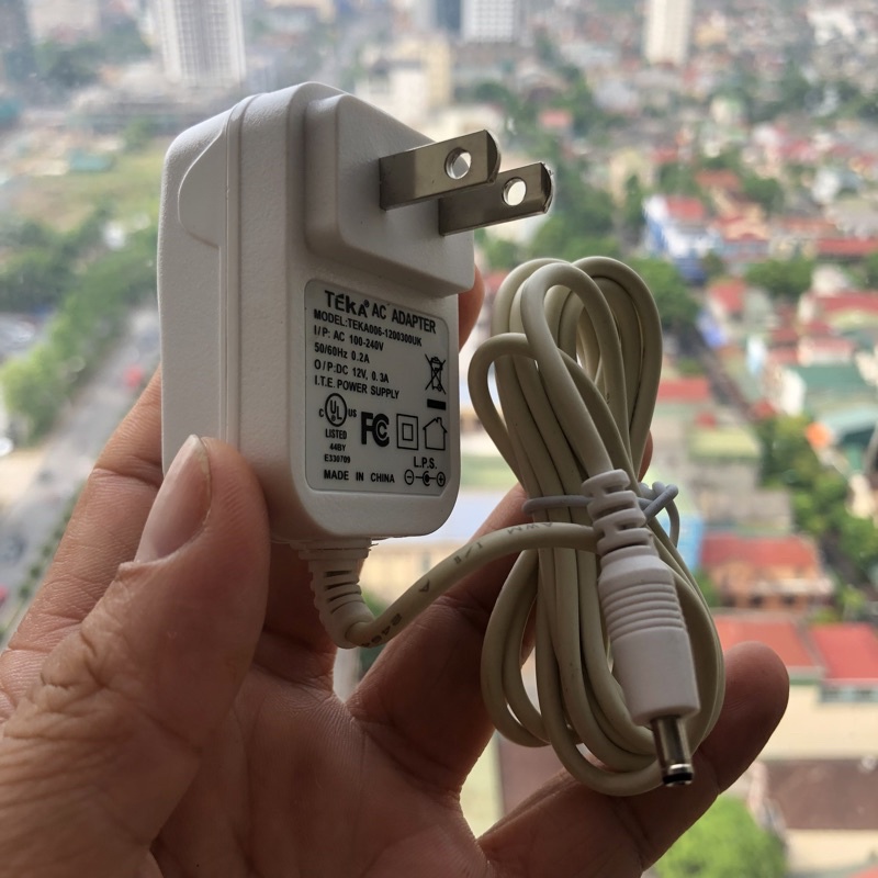 Nguồn 12v0.3A chân 3.5mm tồn kho thanh lý