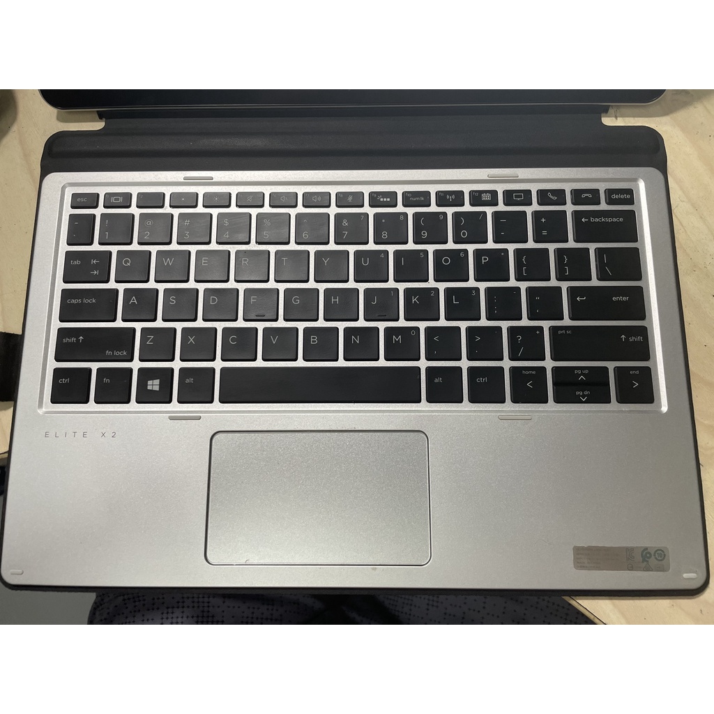 Laptop HP Elite X2 1012 G2,bàn phim tách rời linh hoạt
