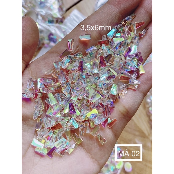 Sét đá khối pha lê chân bằng 100viên cực sáng trang trí móng.