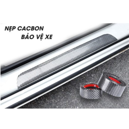 Nẹp dán chống xước bước chân cửa xe ô tô xe hơi mạ cacbon cao cấp