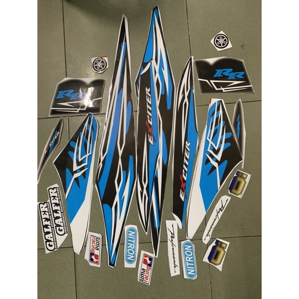 Tem exciter 2010 trắng xanh đen