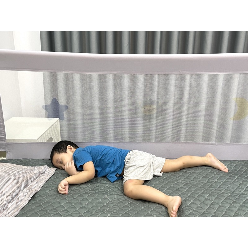 Chắn giường kiêm quây cũi đa năng UMOO-UM088