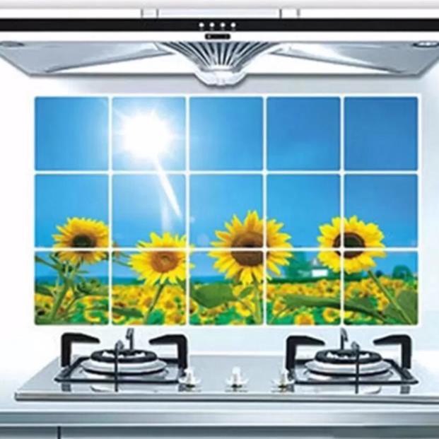 miếng dán tường bếp 45x75(  hoa ngẫu nhiên)