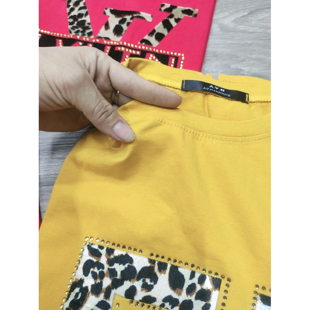 áo phông cổ tròn nhiều hình hoạ tiết