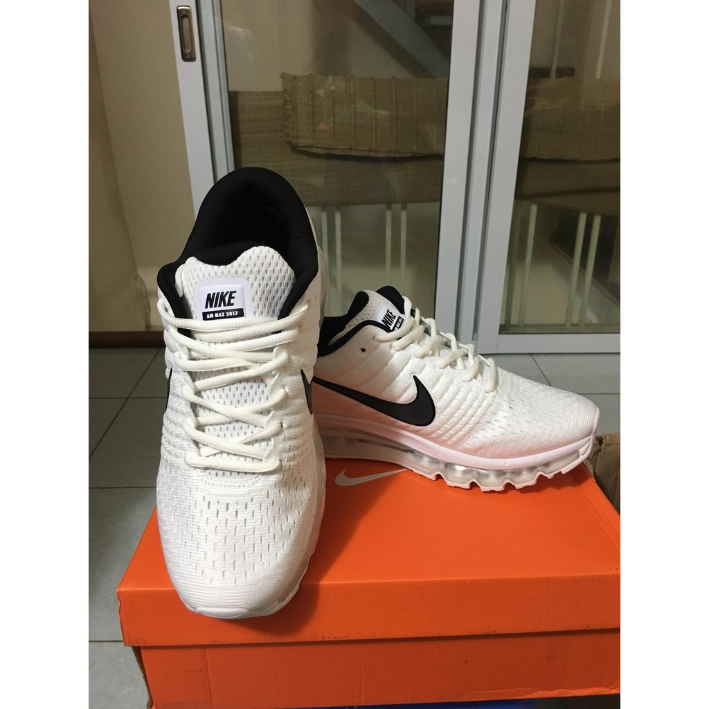 Giày thể thao Nike AirMax 2017