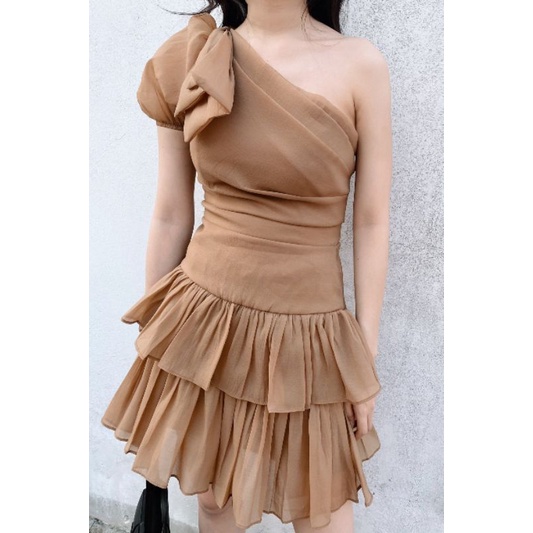 (SẴN) Đầm xòe lệch vai TK1