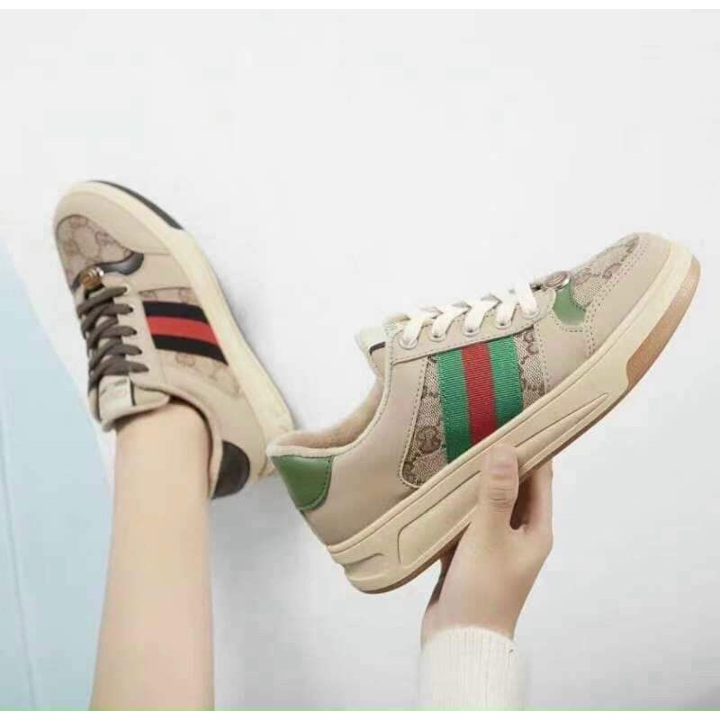 Giày thể thao GC kẻ xanh đỏ