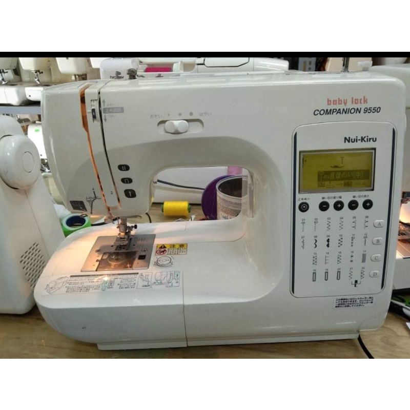 Máy May Juki đời mới máy gia đình nhât máy mini máy gia đình máy thêu máy đa năng
