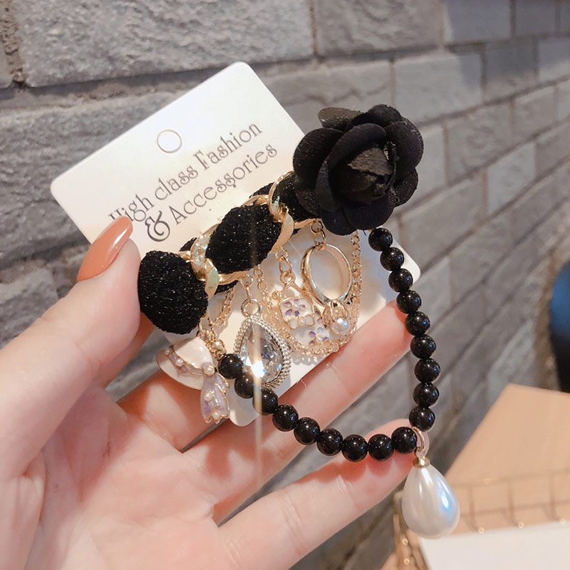 Trâm cài áo hình hoa trà phối dây xích phong cách vintage sang trọng cho nữ