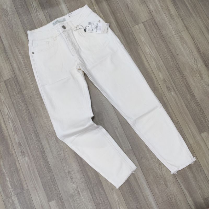 Quần boyfriend CT jean màu trắng