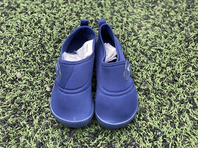 Giày tập đi cho bé