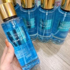 Body Mist 𝗩𝗜𝗖𝗧𝗢𝗥𝗜𝗔'𝗦 𝗦𝗘𝗖𝗥𝗘𝗧 Aqua Kiss 30ml/50ml/100ml _gricimi
