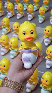 Vịt đi xe máy siêu quậy