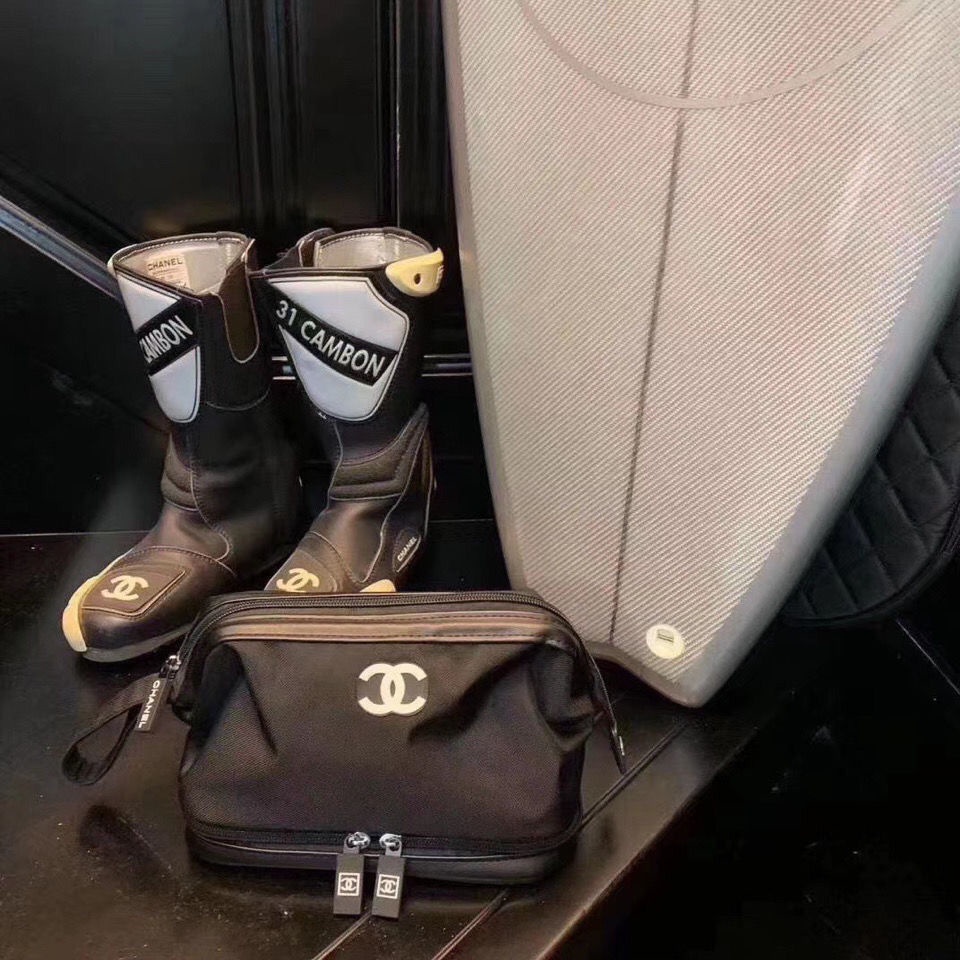 CHANEL Túi đựng mỹ phẩm hai lớp màu đen chống thấm nước phong cách cổ điển 2021 | BigBuy360 - bigbuy360.vn