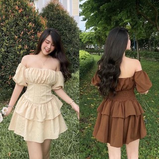 LONA JUMSUIT trễ vai tay bồng chân bèo tầng eo bo chun co giãn