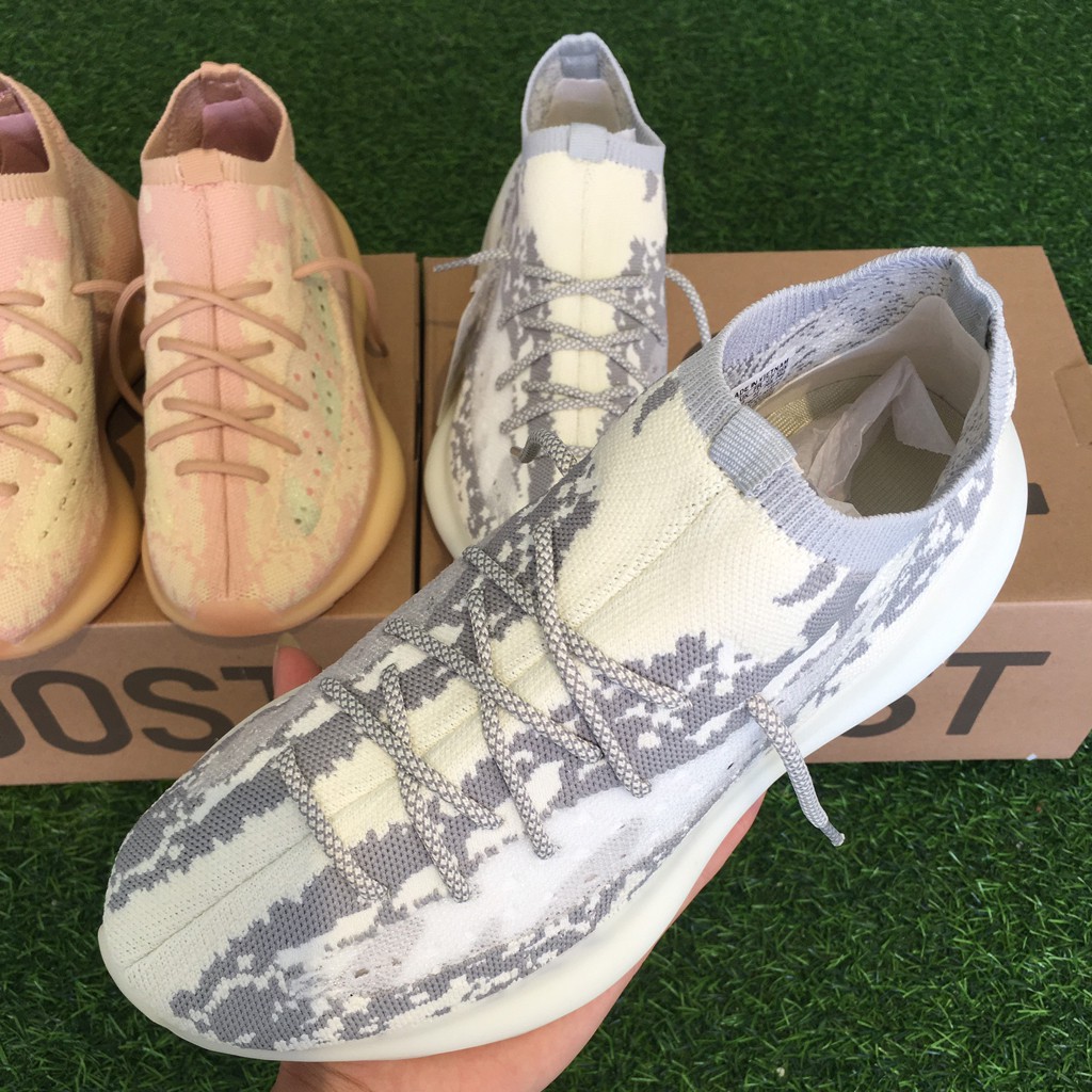 Adidas YEEZY BOOST 350 V3 Clay Running Sports Shoes .