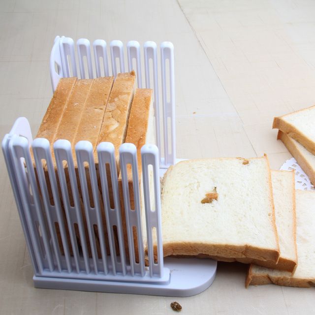 Dụng cụ cắt lát bánh mỳ sandwich