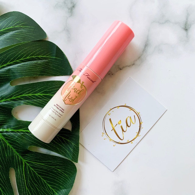 Xịt makeup Too Faced - Peachy mist