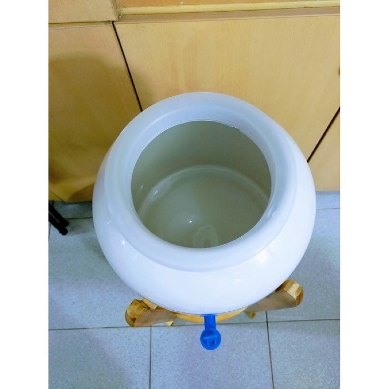 Bình sứ lavie
