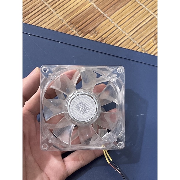 Quạt tản nhiệt coolermaster 12v vuông 8cm có led