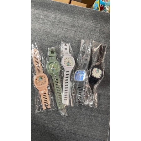 Đồng hồ đeo tay dây silicon mặt vuông hoạ tiết hoạt hình dễ thương cho bé