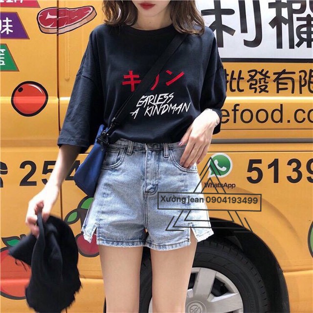 Quần Short Jean Dáng Trơn Phối Kiểu Sẽ Nhẹ Phía Dưới Hai Bên Đùi Nữ Tính TTV0027