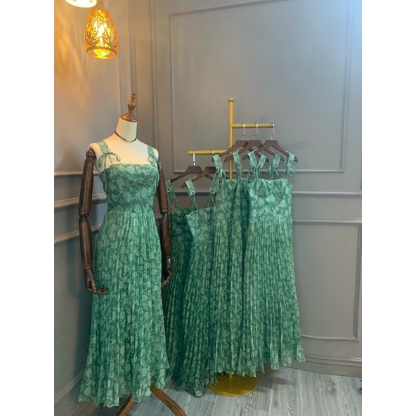 Váy hai dây dập ly